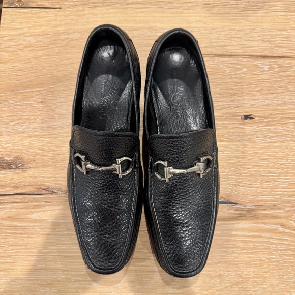 Ferragamo loafer with Gancini buckle - Picture 1 of 4
